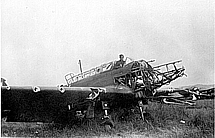 Zweiter Weltkrieg: Zerstrtes Jagdflugzeug 