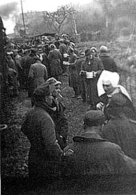 Franzsische Kriegsgefangene nach dem  2. Weltkrieg, am 31.10.1948 auf der Rckfhrung aus Frankreich, in Deutschland angekommen.